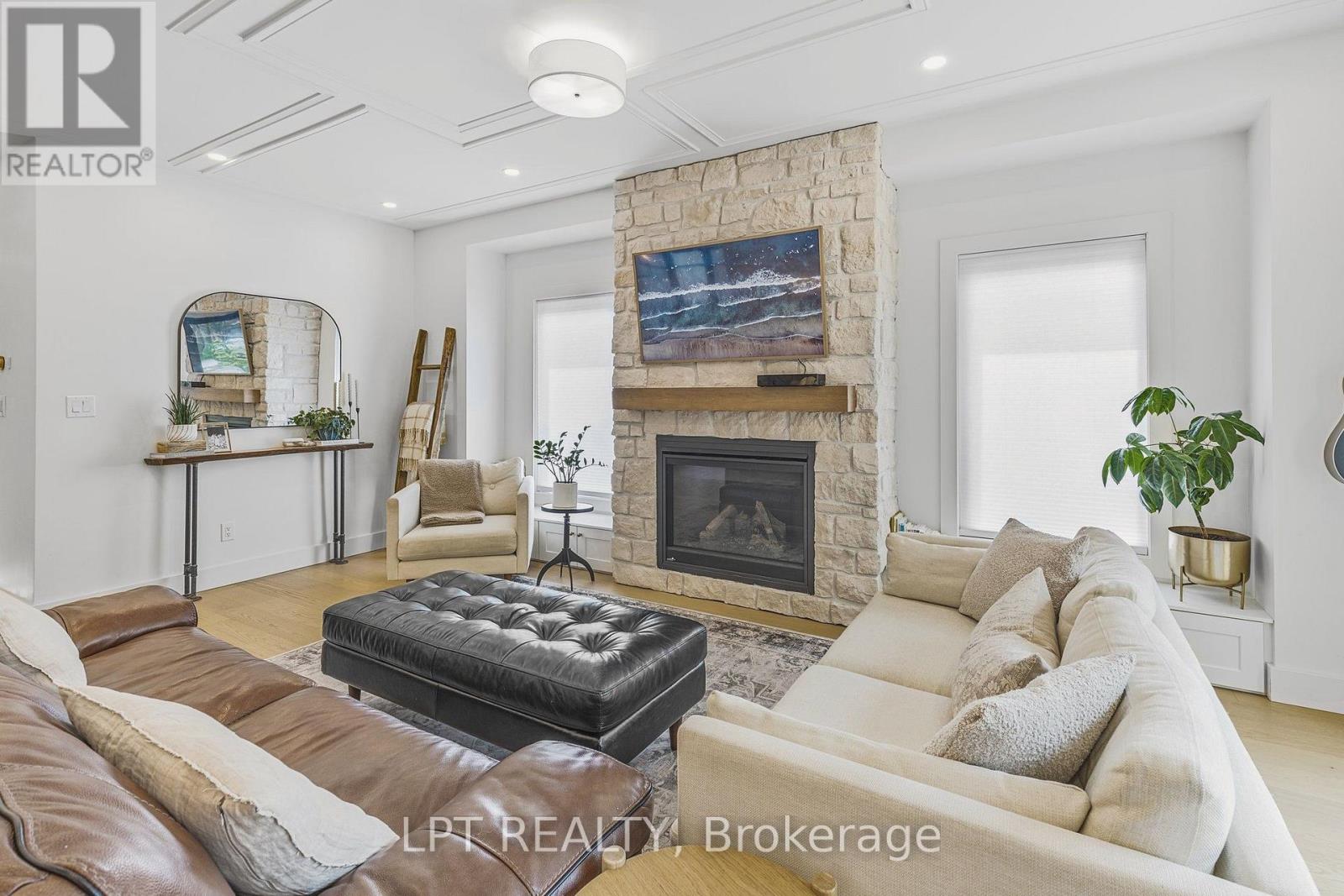 68 49th Street North, Wasaga Beach, ON photo 11