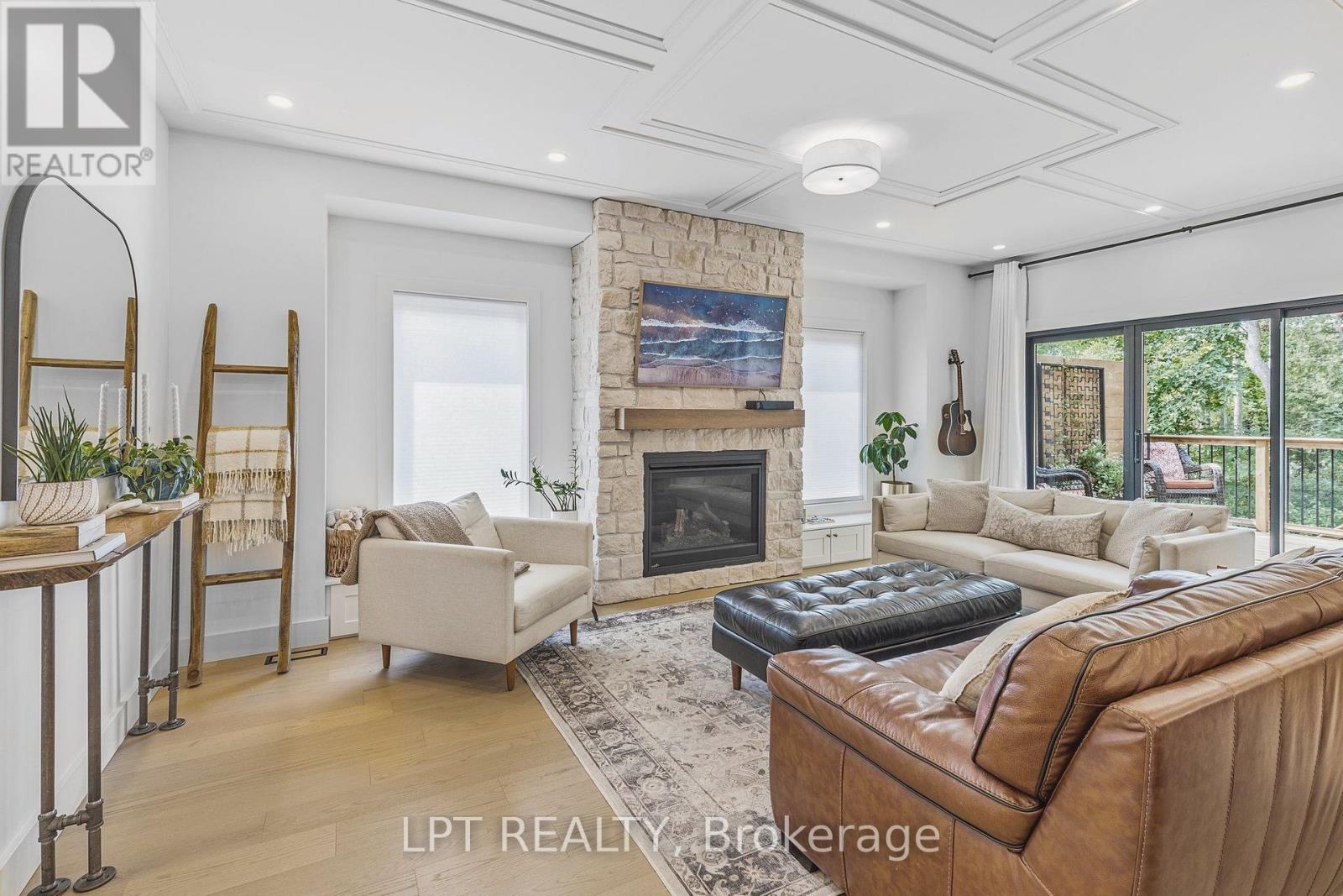 68 49th Street North, Wasaga Beach, ON photo 12