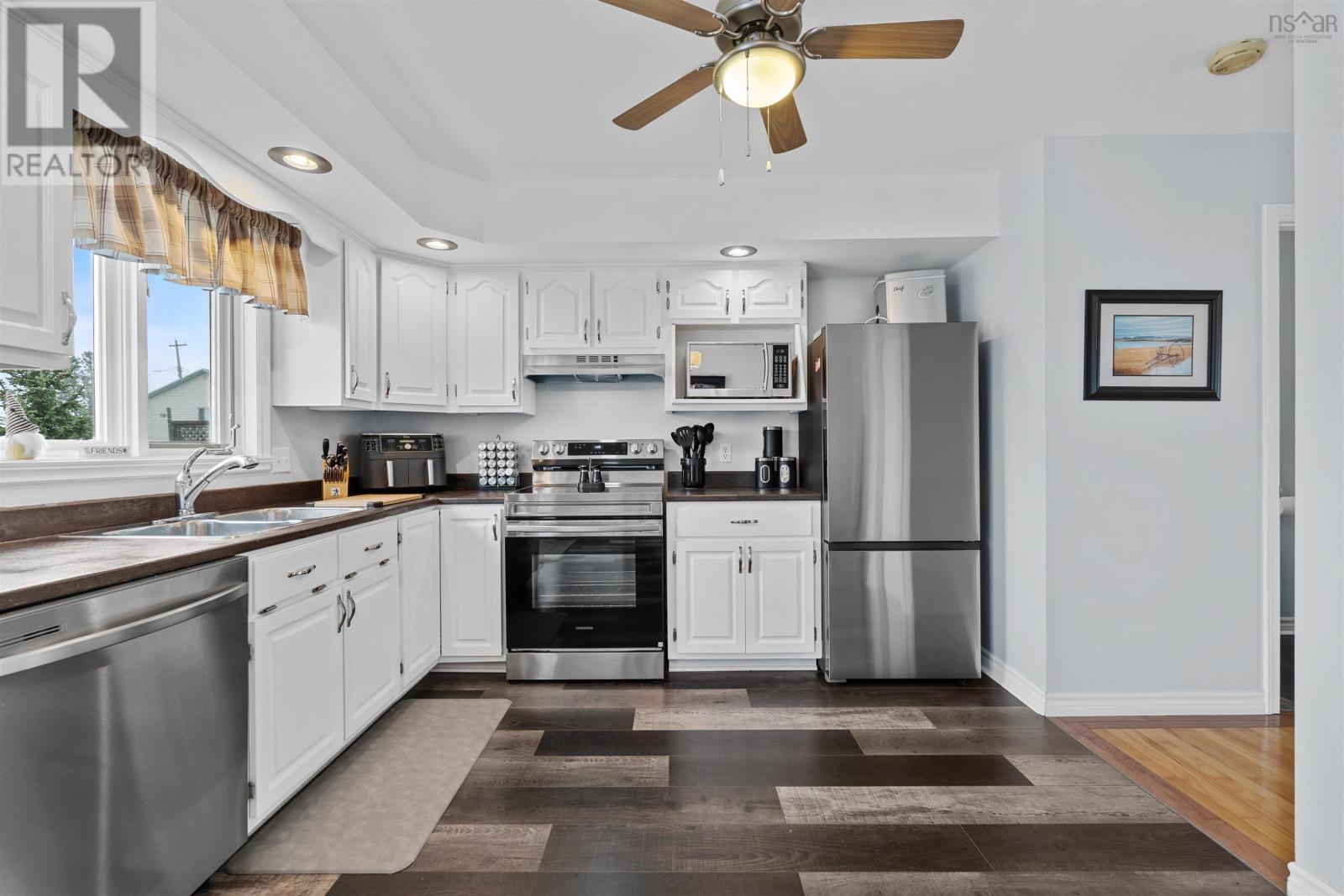 12 Kohar Court - 18