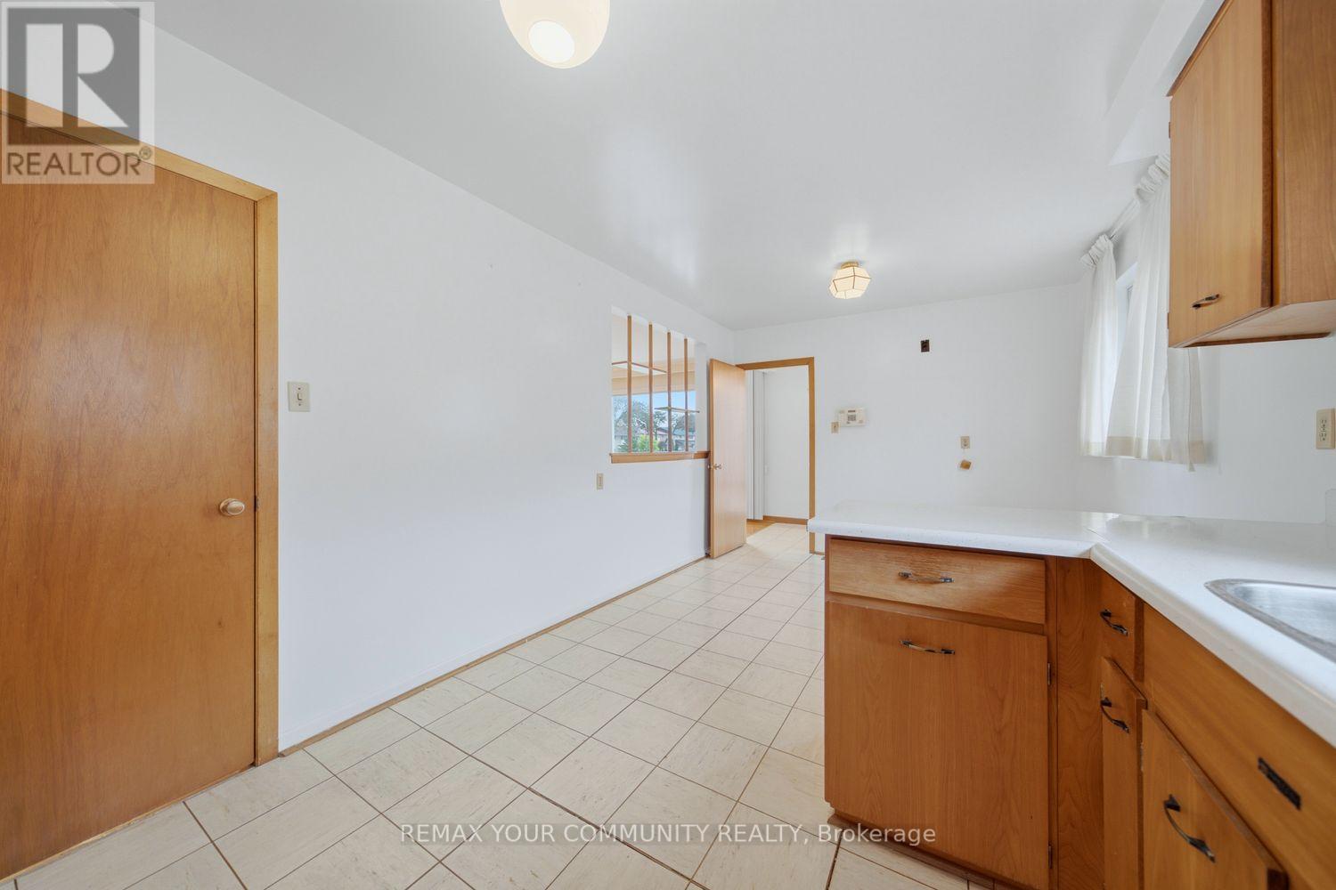 50 FELAN CRESCENT - 17