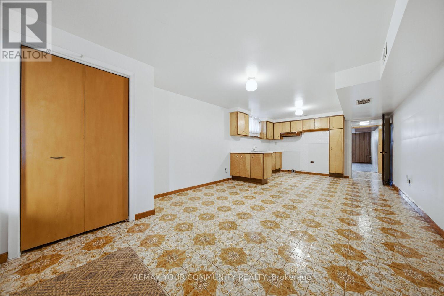 50 FELAN CRESCENT - 35