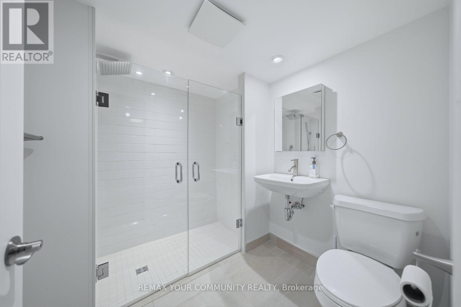 50 FELAN CRESCENT - 40
