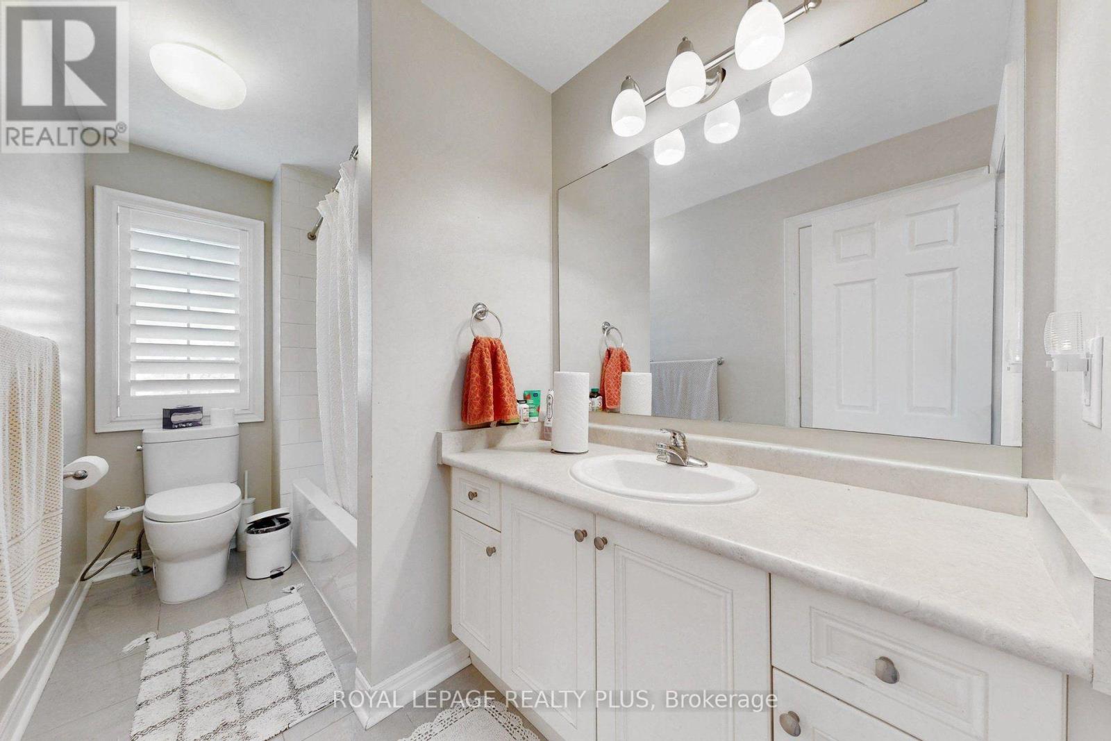 2182 Heathcliff Court, Oakville, ON photo 23