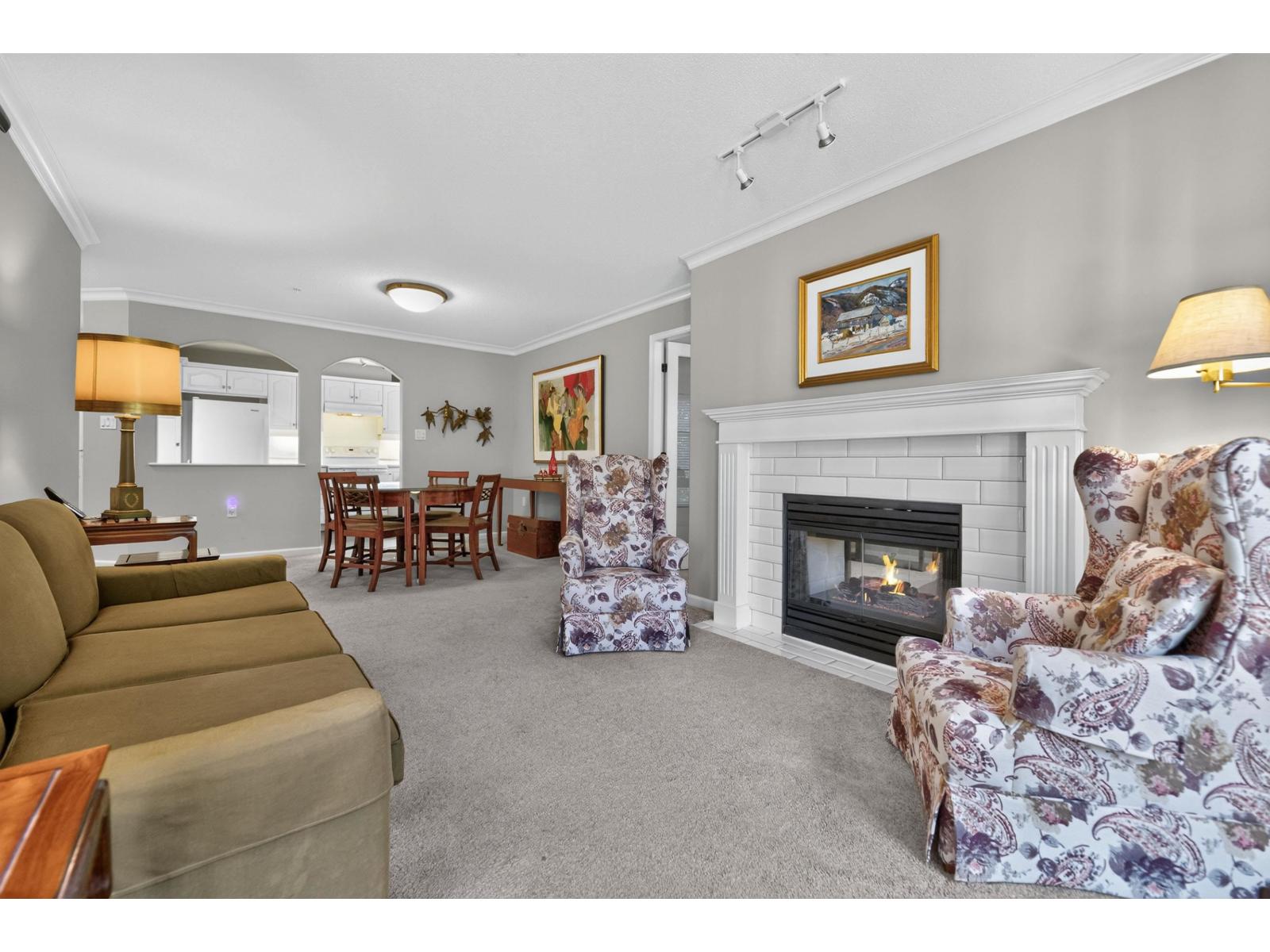 306 1929 154 STREET, Surrey - Image 1
