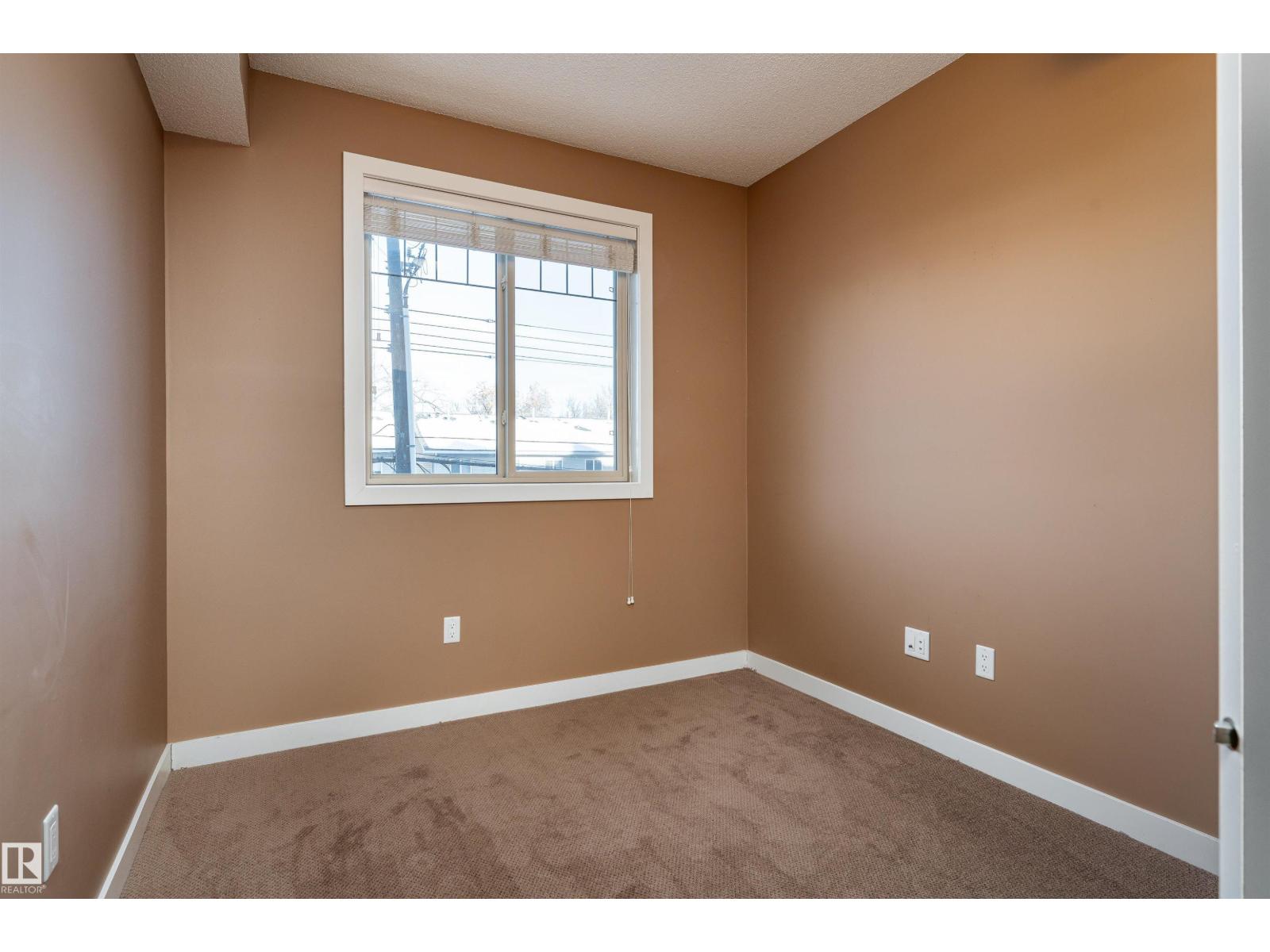 #210 8730 82 AV NW - 33