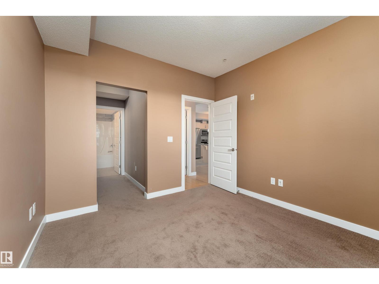 #210 8730 82 AV NW - 40