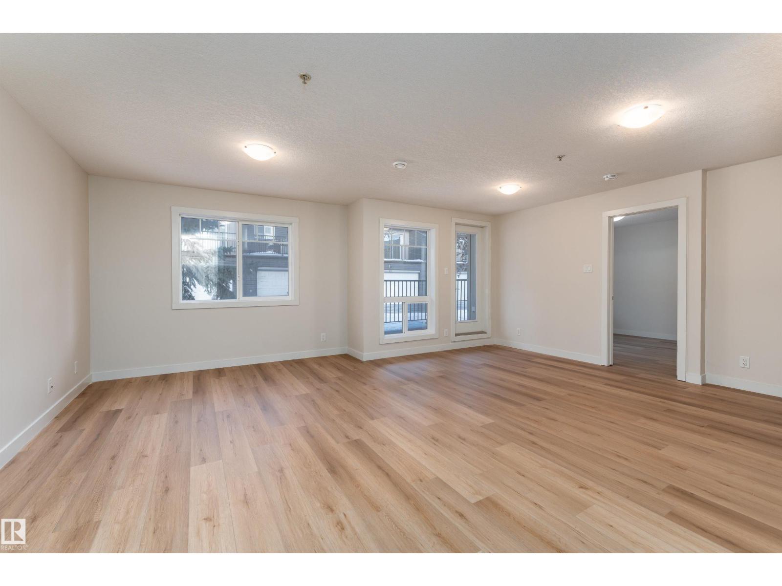 #105C 9517 160 Avenue NW, photo 18