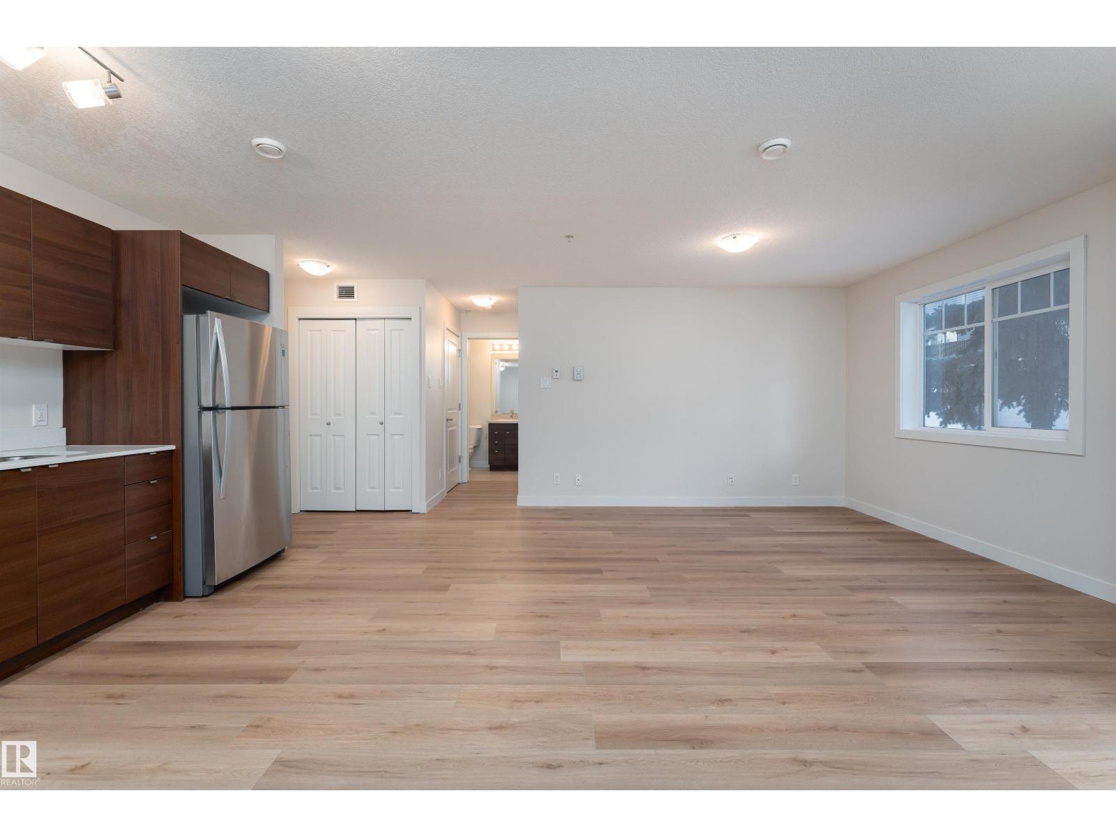 #105C 9517 160 Avenue NW, photo 20