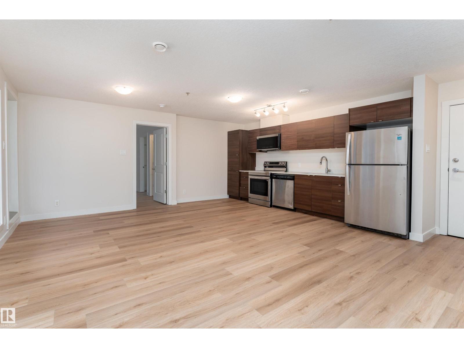 #105C 9517 160 Avenue NW, photo 22