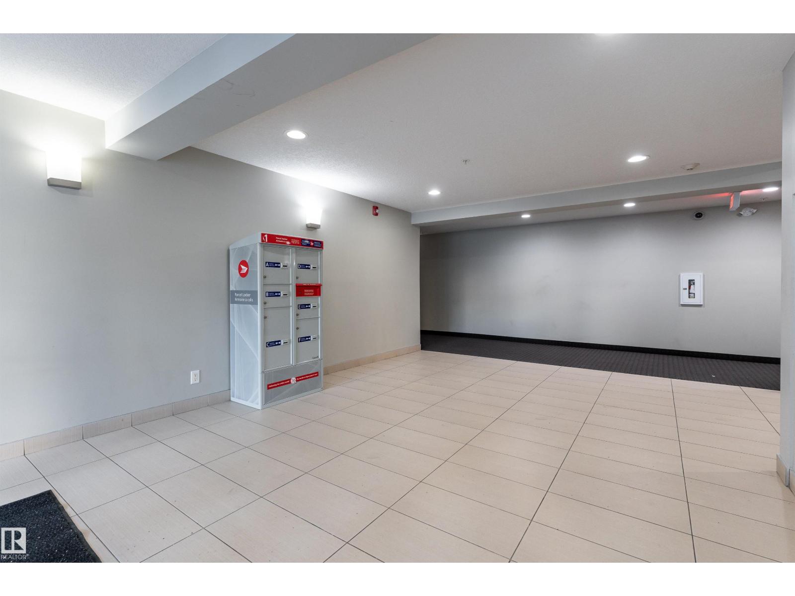 #105C 9517 160 Avenue NW, photo 7