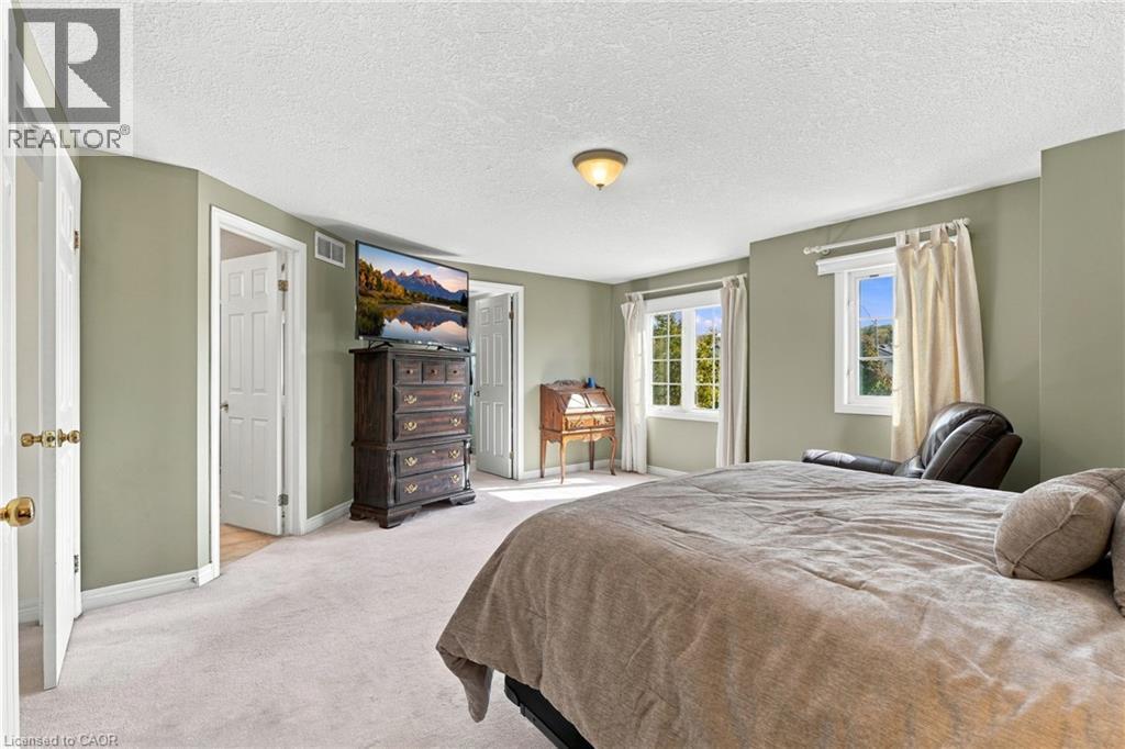 99 Stiefelmeyer Crescent — photo 19