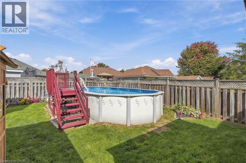 99 Stiefelmeyer Crescent — photo 43