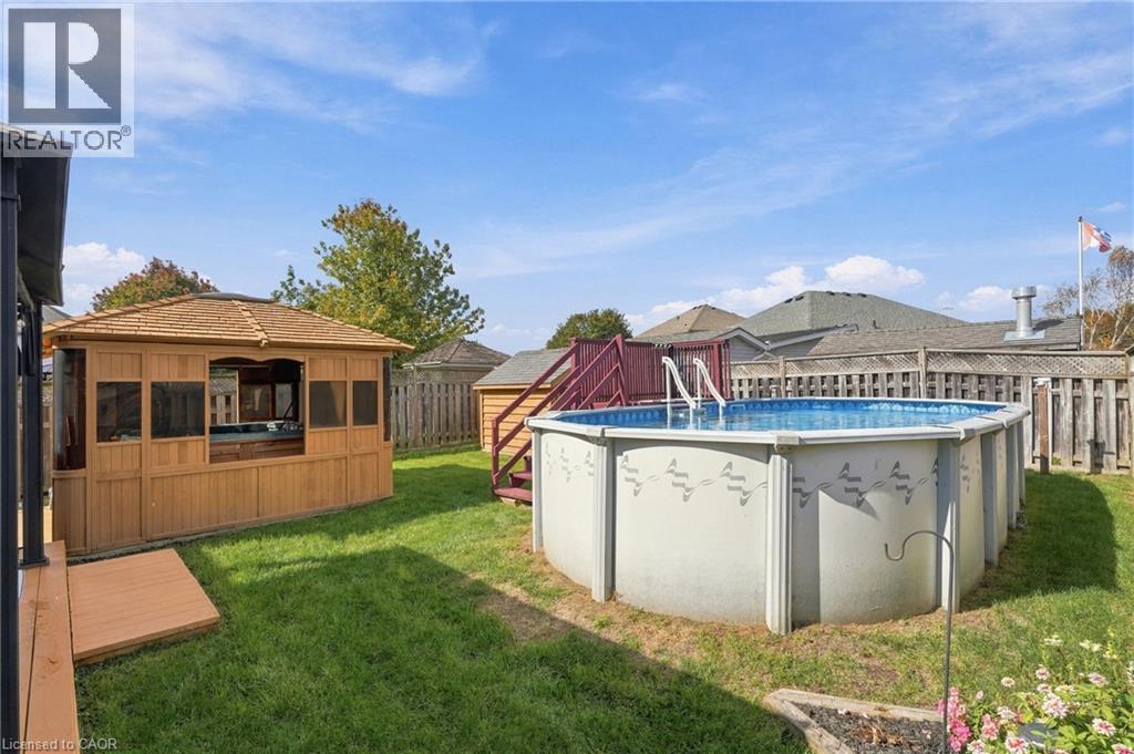 99 Stiefelmeyer Crescent — photo 44