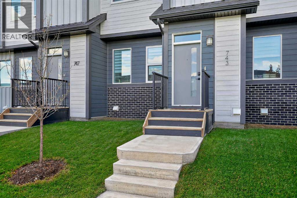 743 Wolf Willow Boulevard SE - photo 51