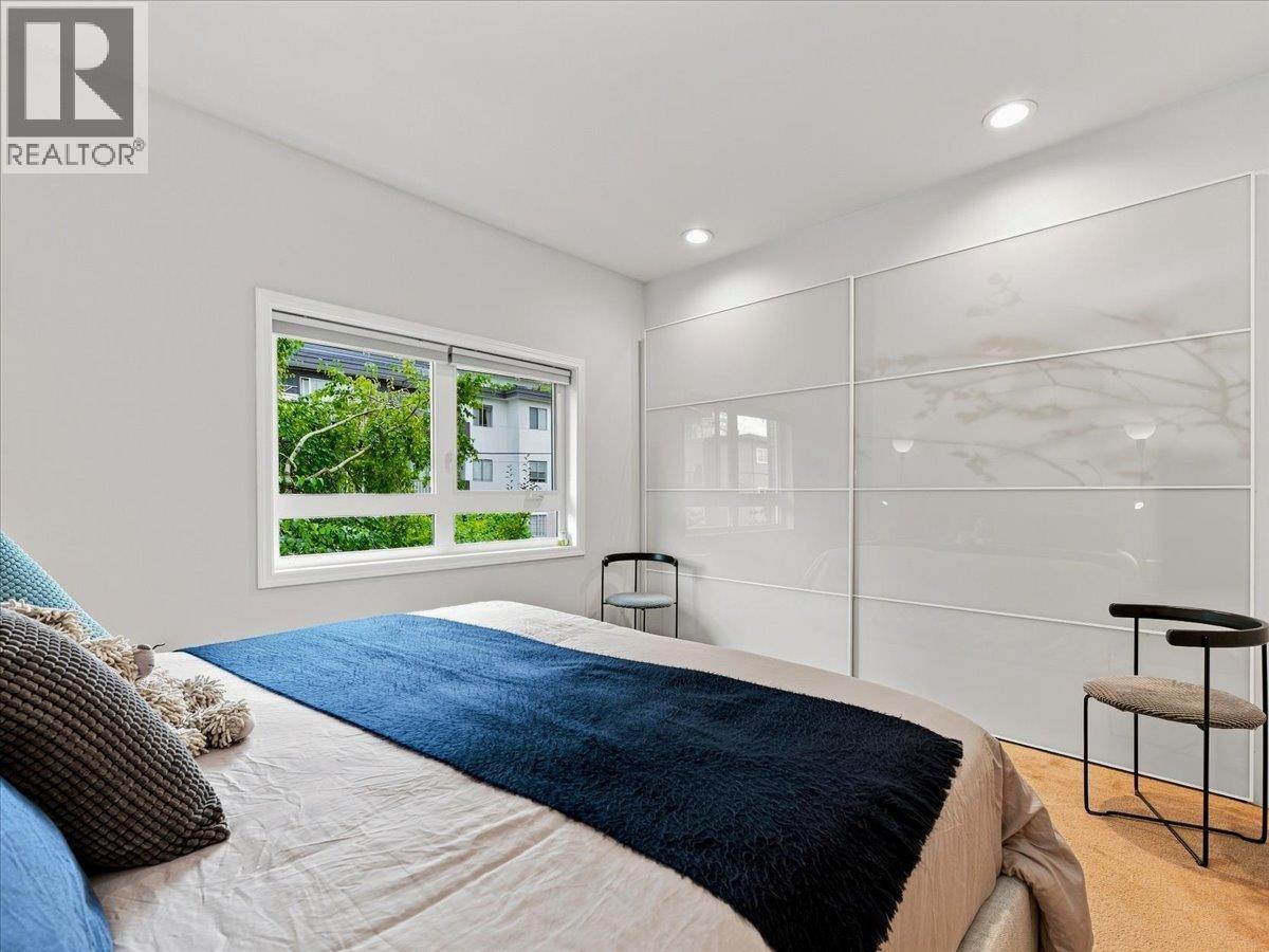 16 1620 BALSAM STREET, Vancouver - Image 1