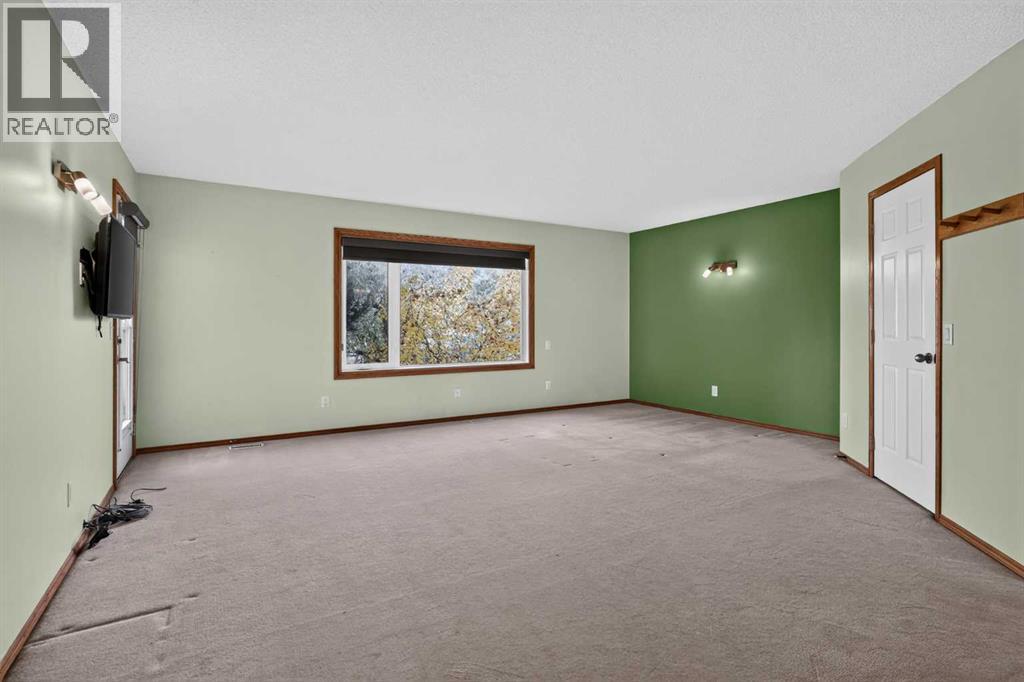 50 4 Street - Image 18