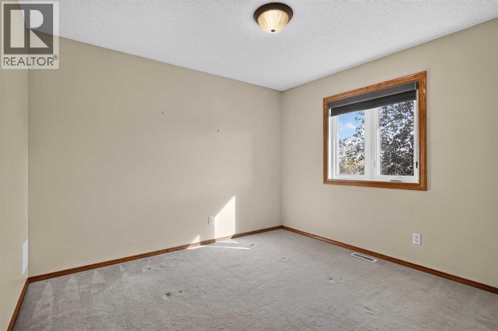 50 4 Street - Image 25