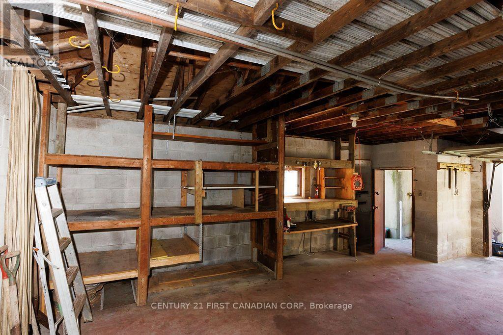 13 Springbank Drive — photo 21