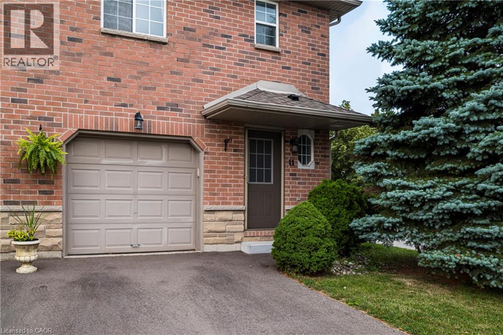 39 Pinewoods Drive