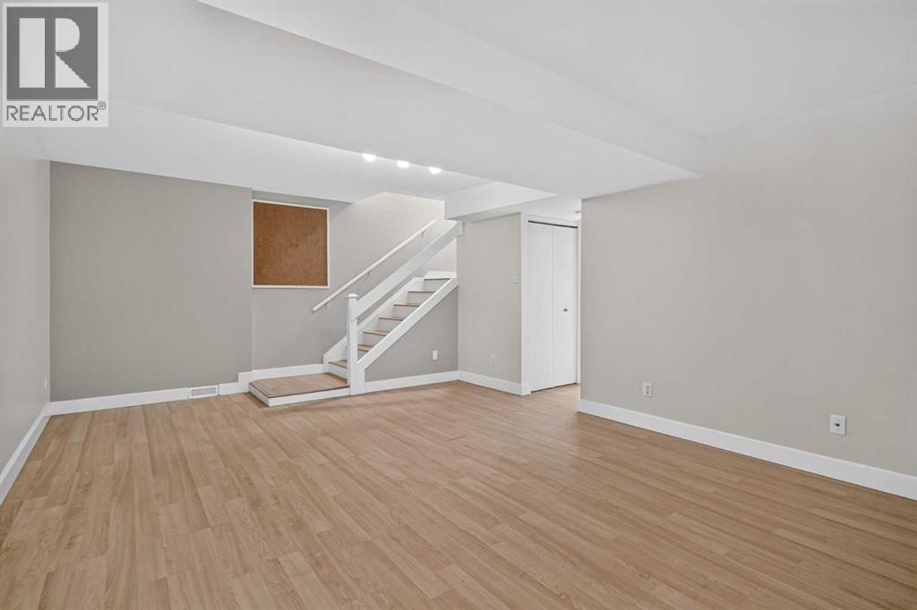 226 11 Avenue NE - 38
