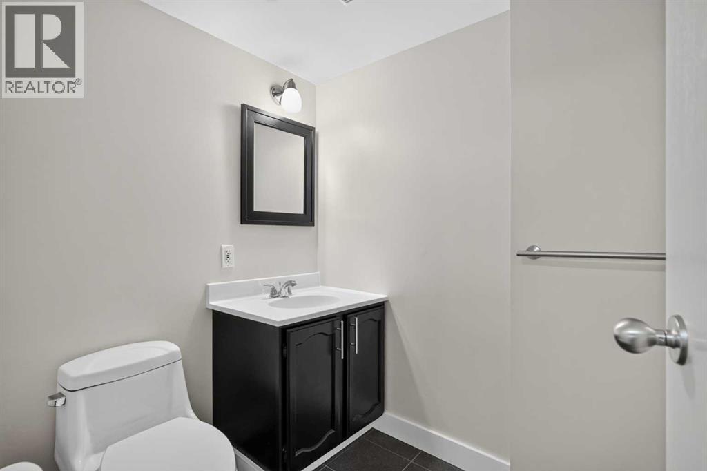 226 11 Avenue NE - 28
