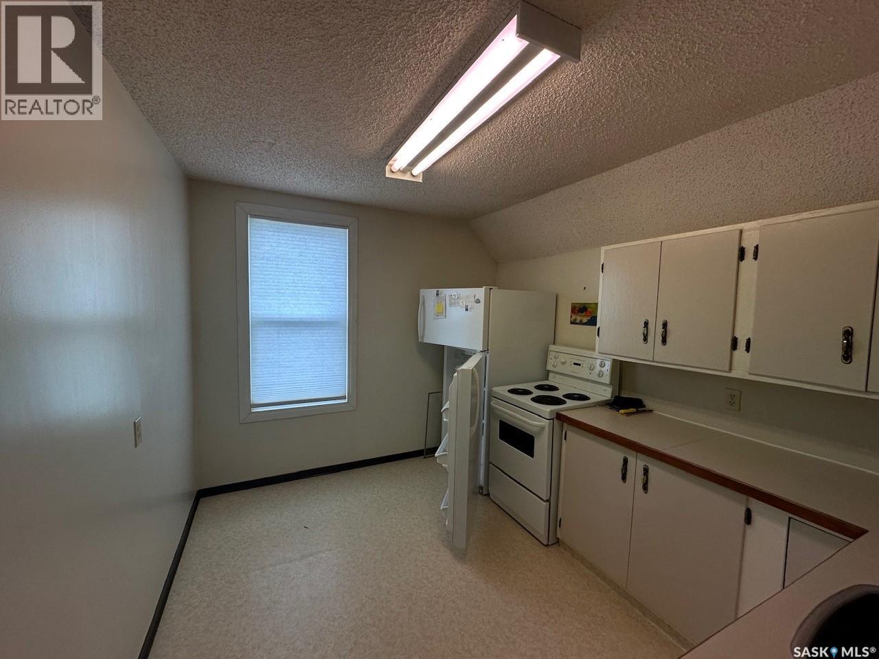 335 main STREET S - 14