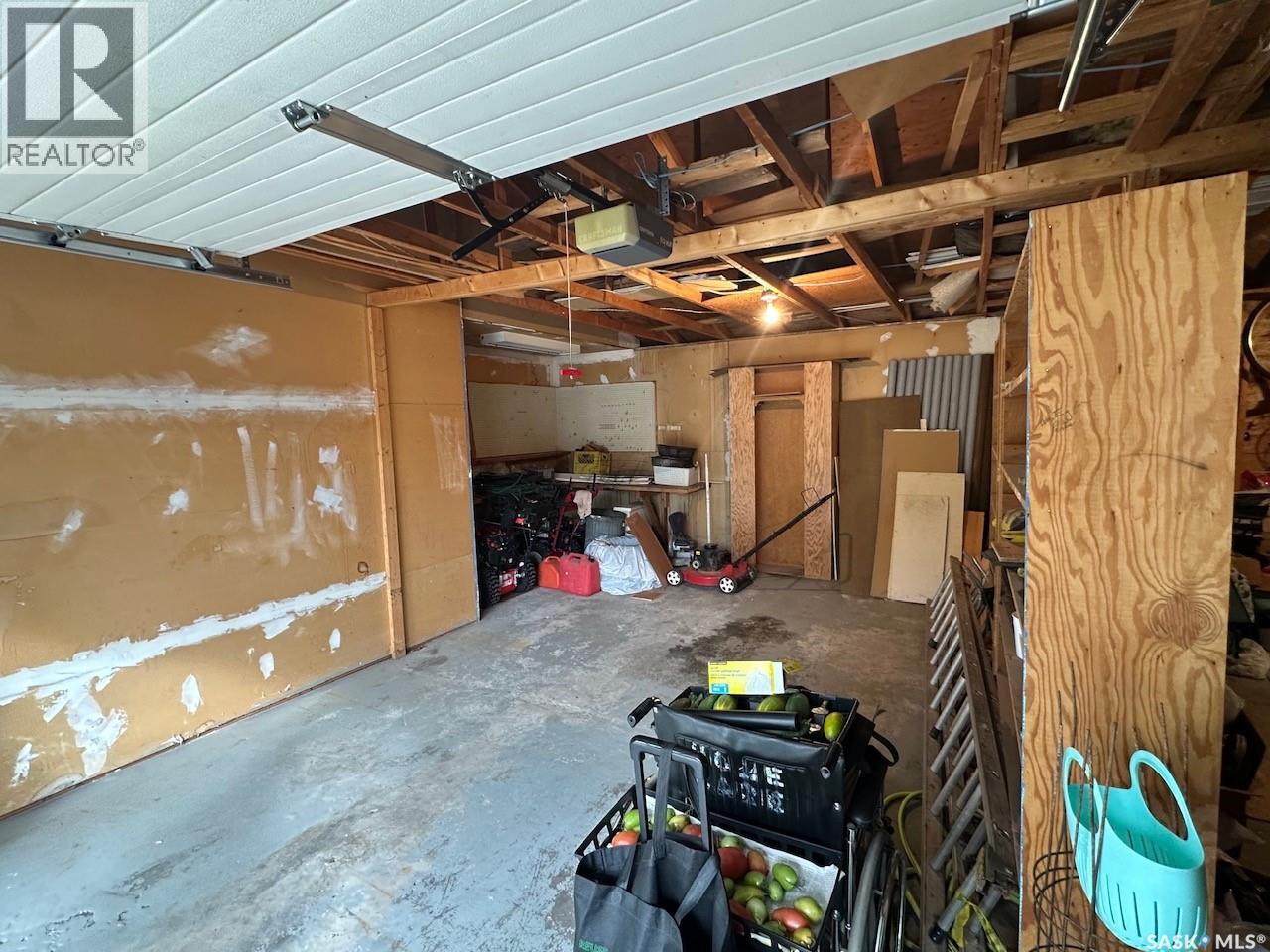335 main STREET S - 36