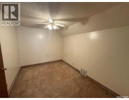 Kitchen - 335 Main Street S, Moose Jaw, SK S6H4V8 Photo 10