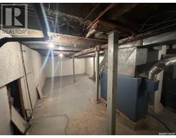 335 Main Street S, Moose Jaw, SK S6H4V8 Photo 39