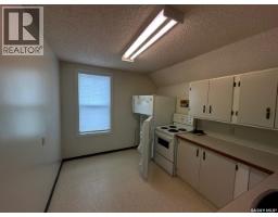 4pc Bathroom - 335 Main Street S, Moose Jaw, SK S6H4V8 Photo 7
