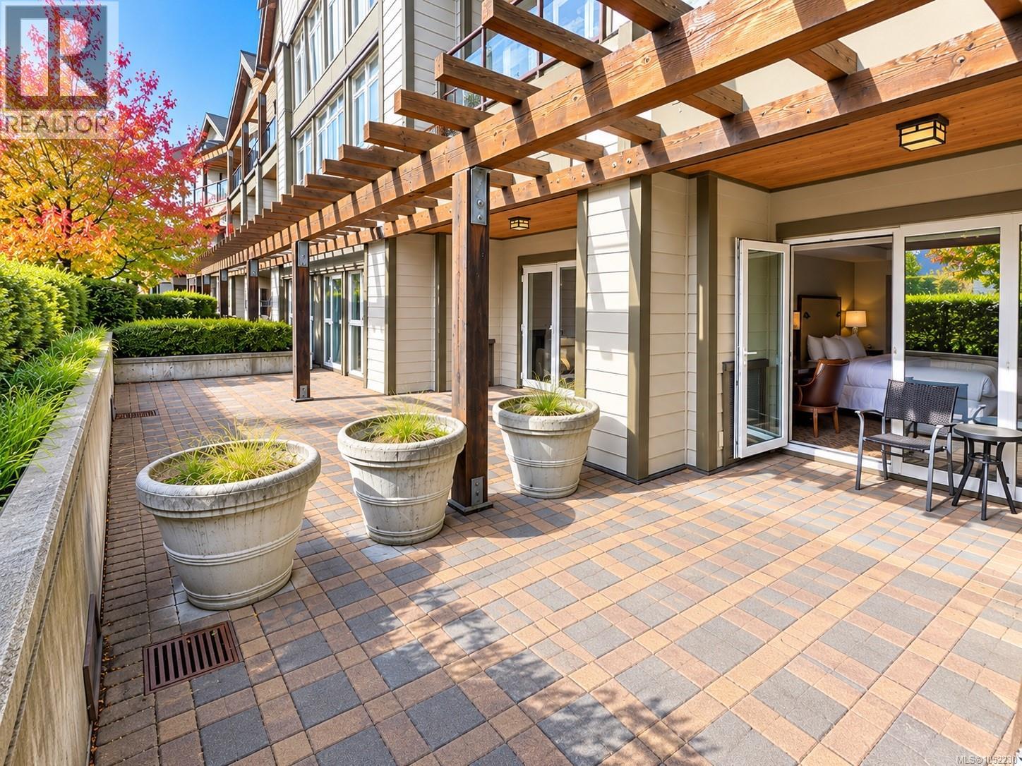 #102/104A 1376 Lynburne Pl - 5