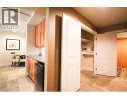 102/104a 1376 Lynburne Pl, Langford, BC V9B6S1 Photo 9