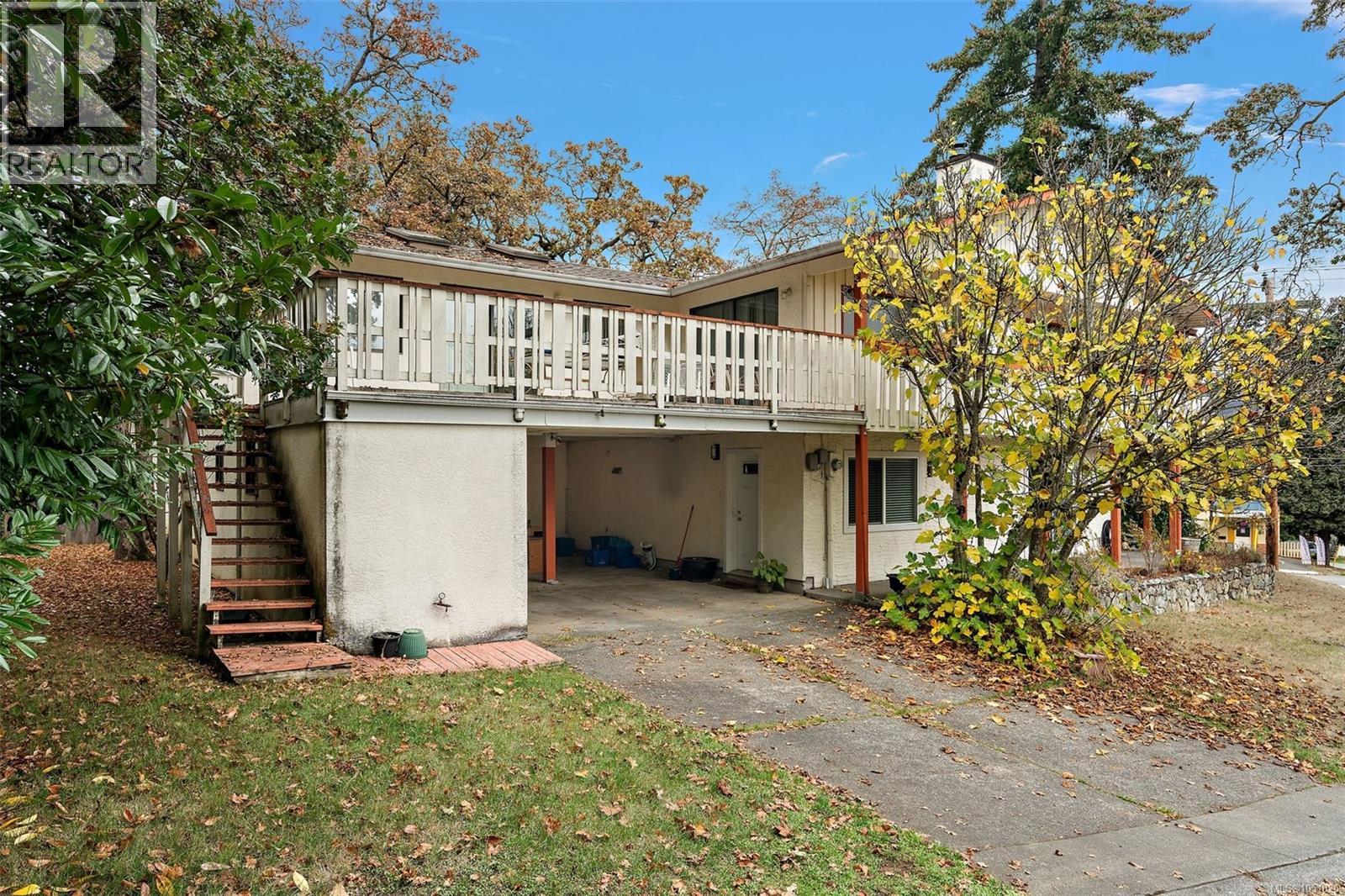  4086 Quadra Street, Saanich