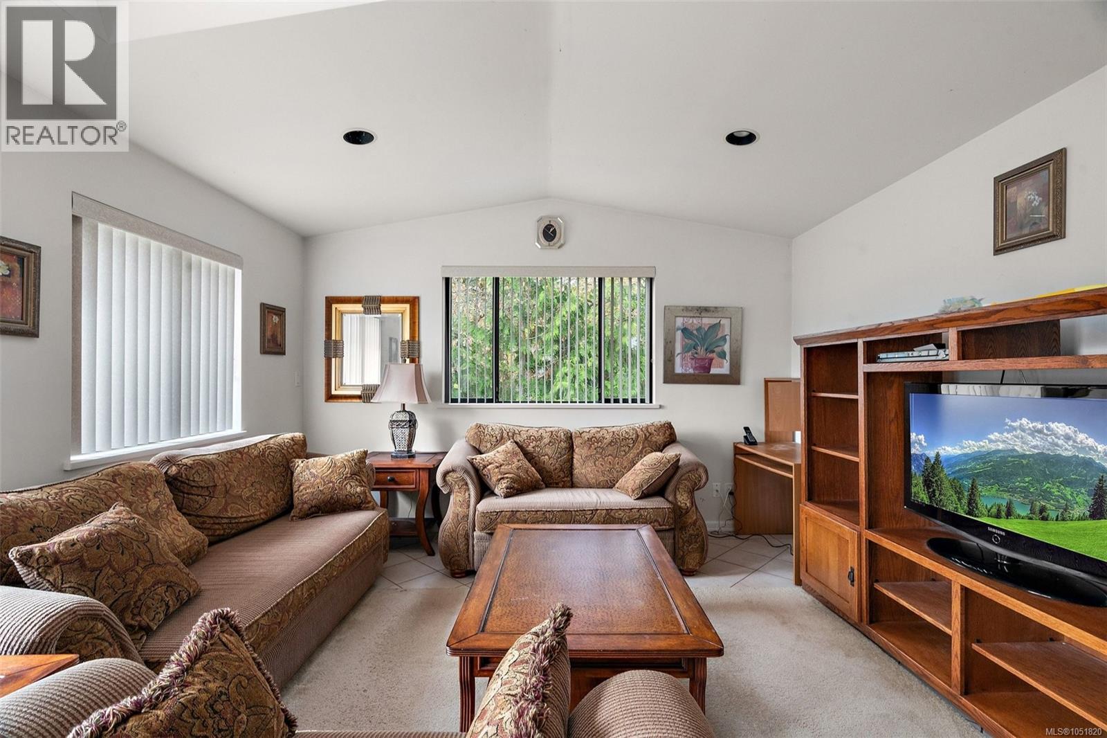  4086 Quadra Street, Saanich