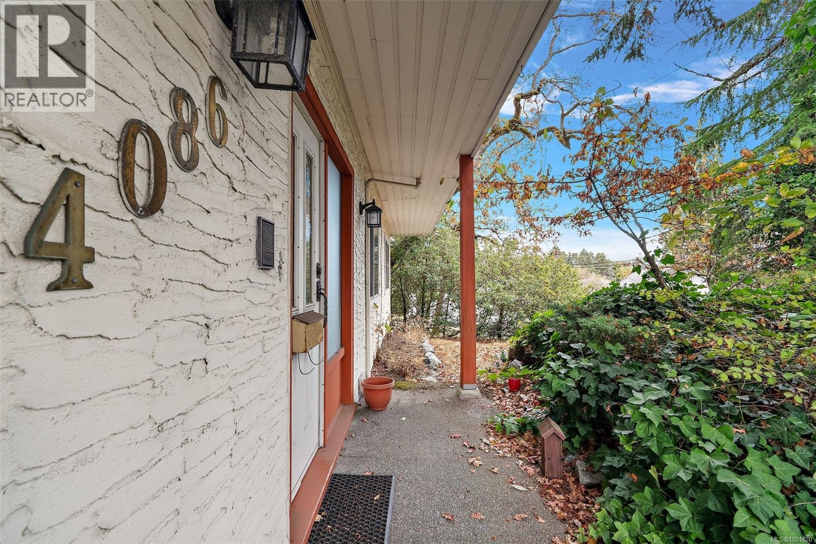  4086 Quadra Street, Saanich