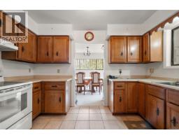 4086 Quadra St, Saanich, BC V8X1K6 Photo 24