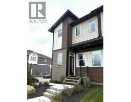 702 Wolf Willow Boulevard SE - photo 1