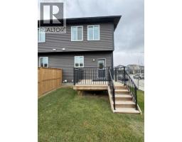 702 Wolf Willow Boulevard SE - photo 4