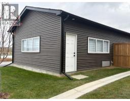 702 Wolf Willow Boulevard SE - photo 6