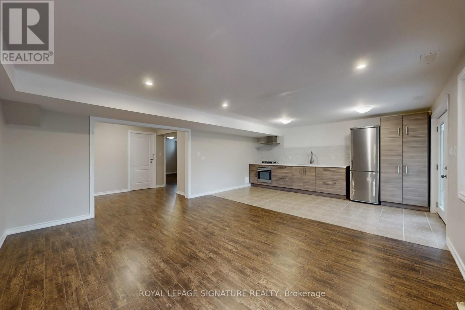 35 Grange Drive — photo 3