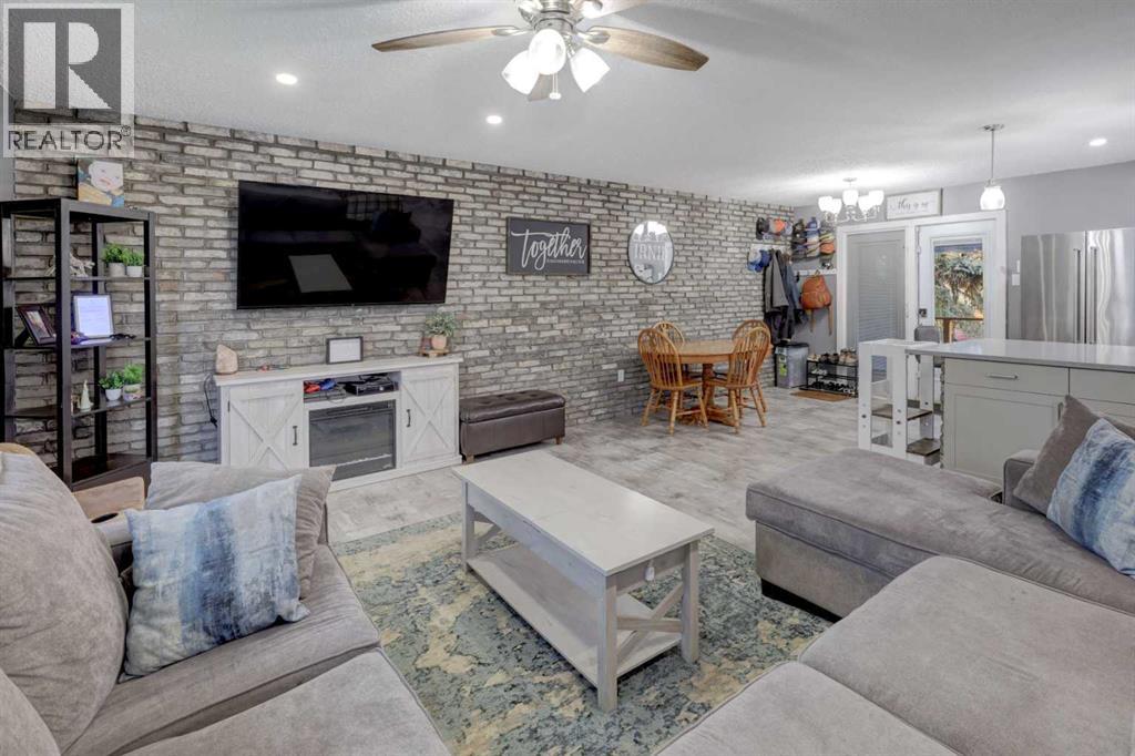 2314 26 Street - 6