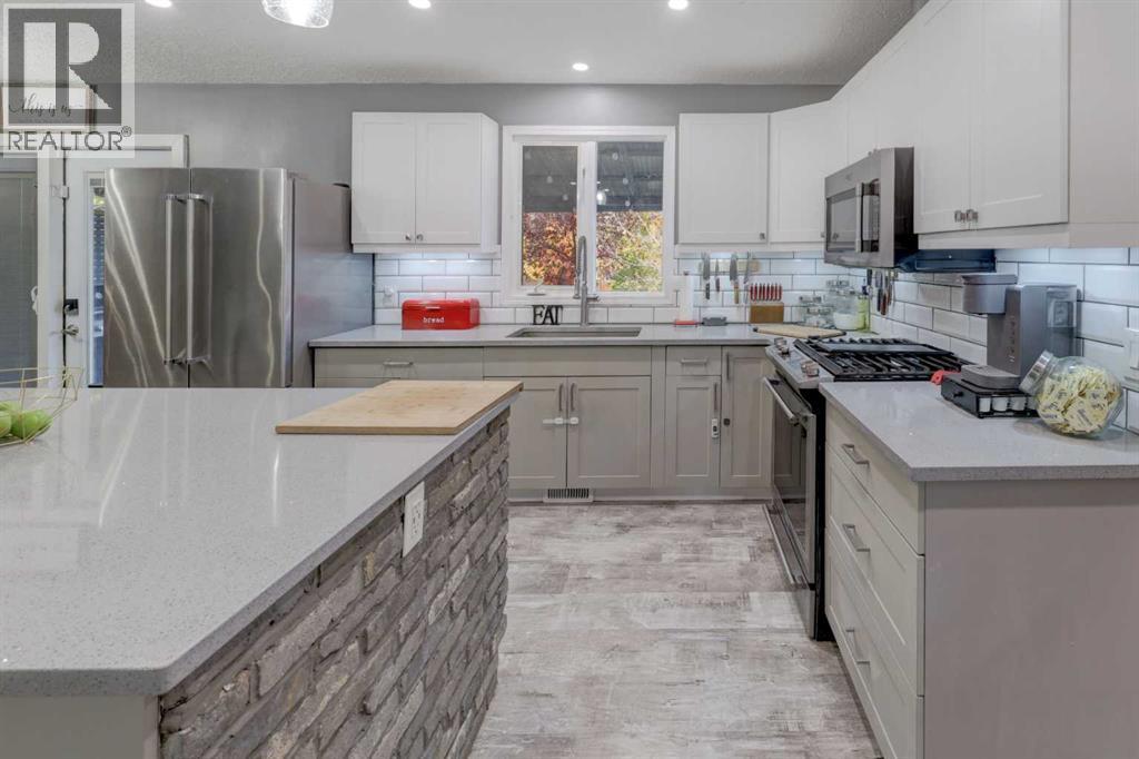 2314 26 Street - 9
