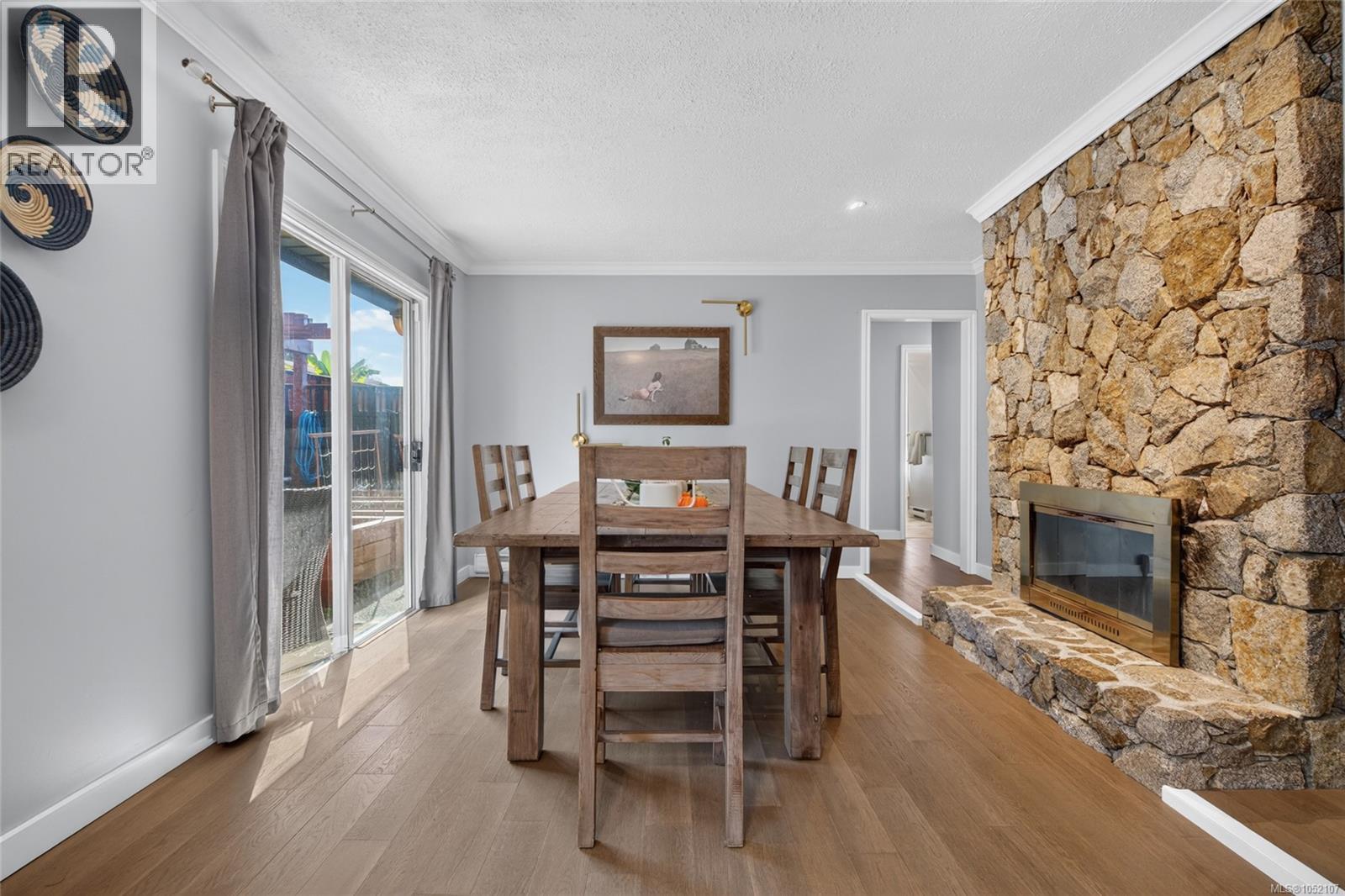 4291 Burbank Cres - 10