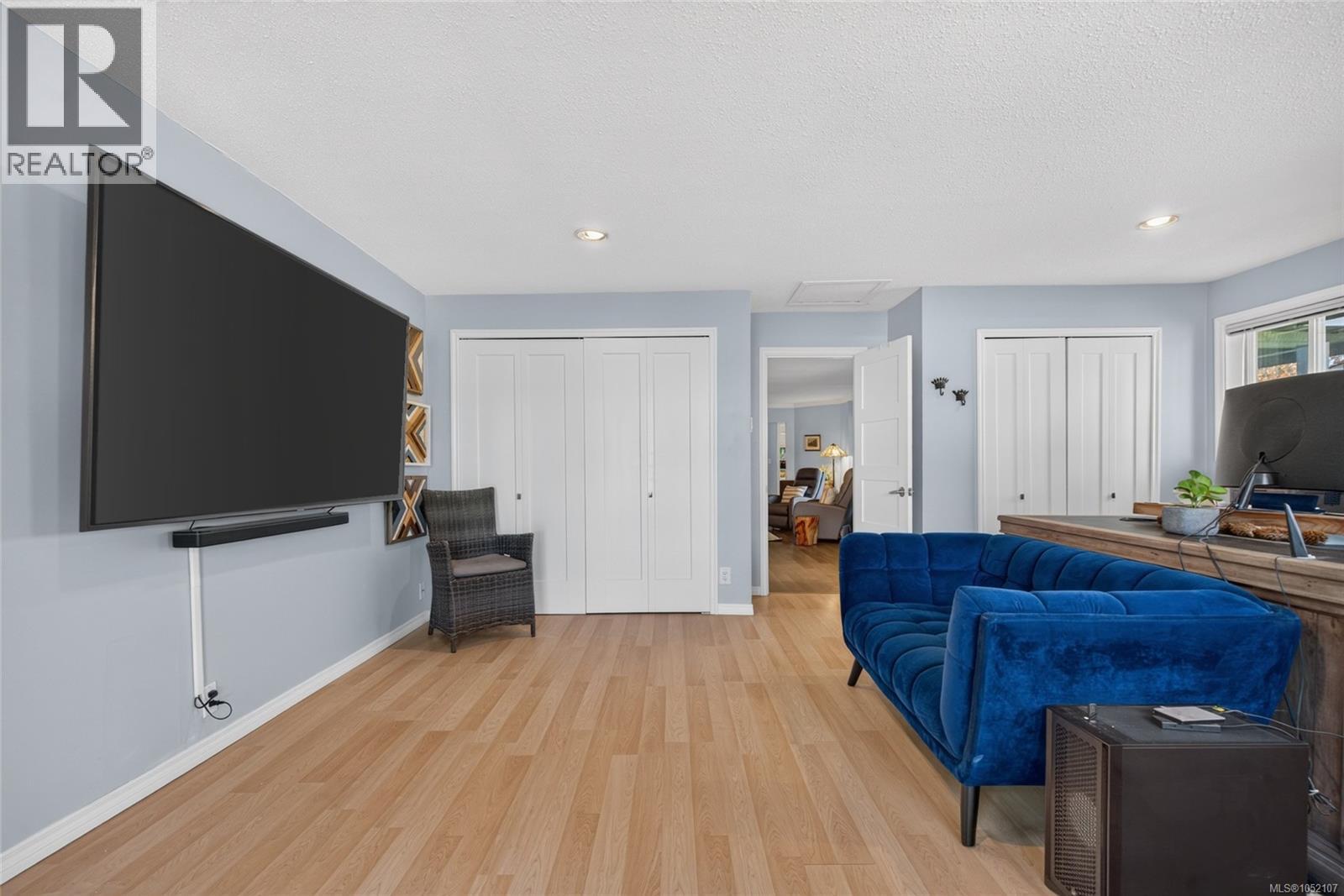 4291 Burbank Cres - 17