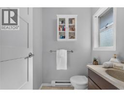 4291 Burbank Cres, Saanich, BC V8Z6T4 Photo 21