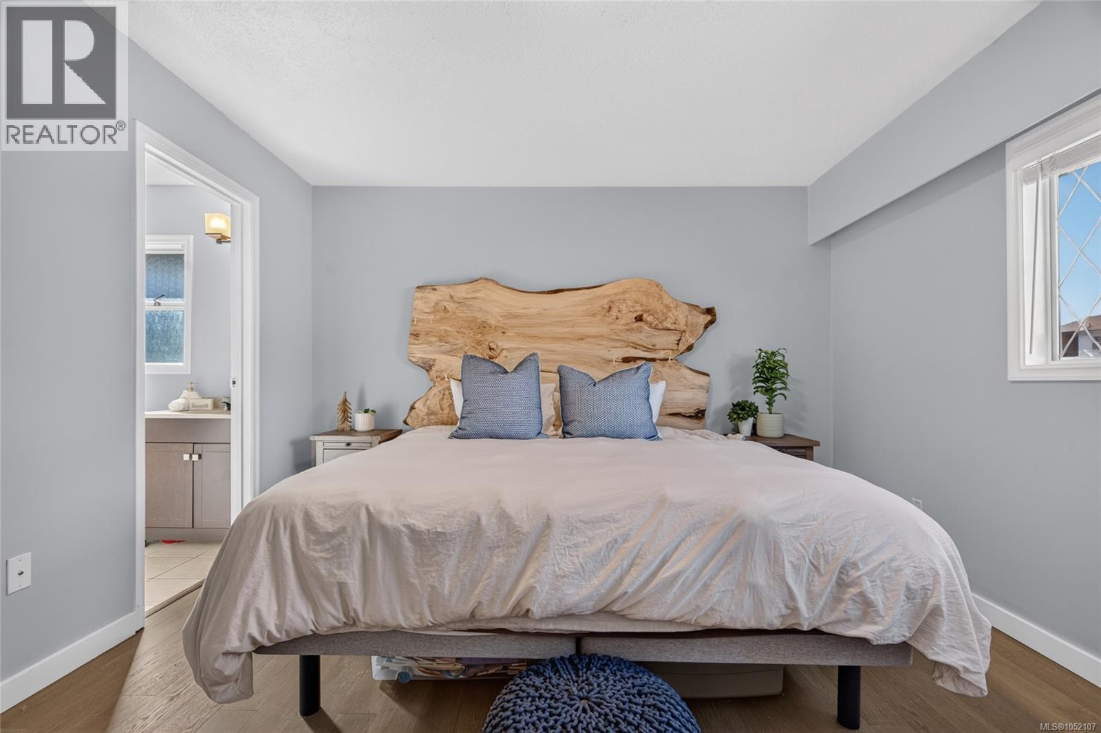 4291 Burbank Cres - 19