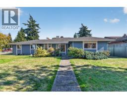 4291 Burbank Cres, Saanich, BC V8Z6T4 Photo 39