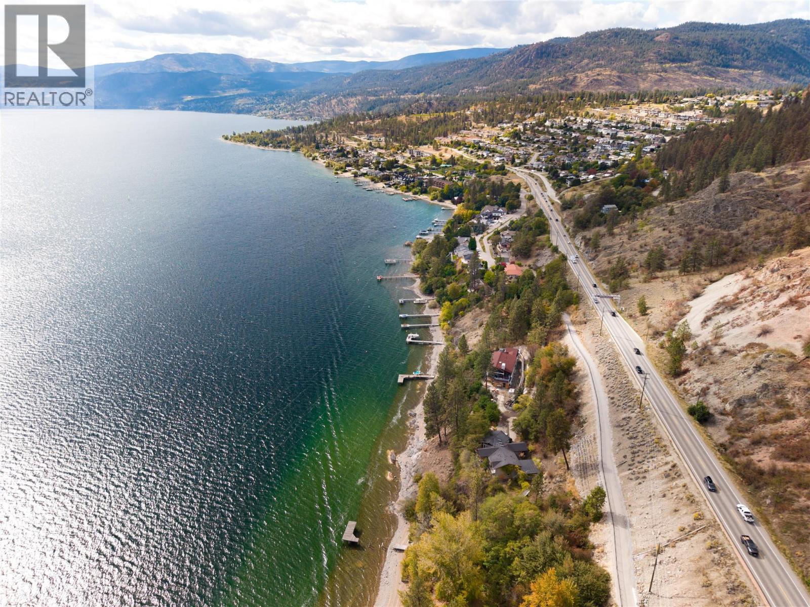 5181 Robinson Lane, Peachland