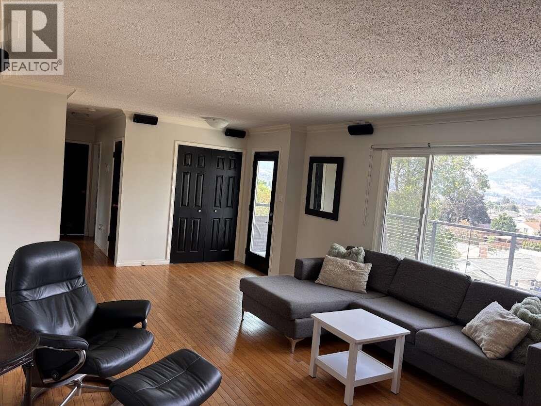 725 Ross Avenue, Penticton