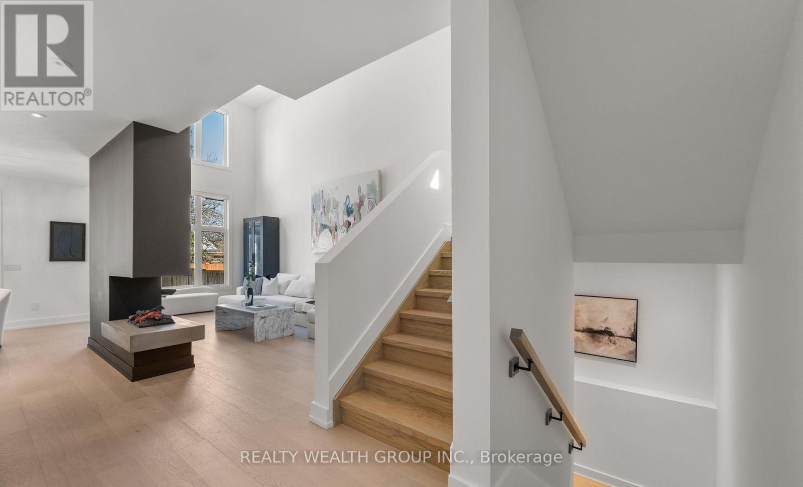 4636 LEE AVENUE - 19